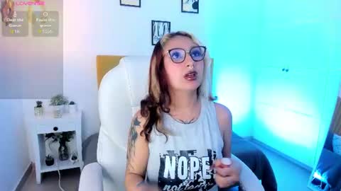 Snapshot of natasha__monroe chatting on 06-14-26, 12:51 Natasha online show from 06-14-26, 12:51