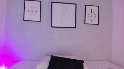  Natasha  online show from 01-28-25, 05:24