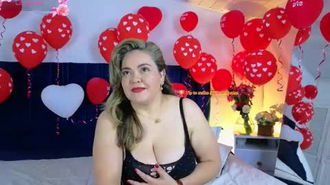 Snapshot of natashablade_ chatting on 02-18-26, 11:50 Natasha online show from 02-18-26, 11:50