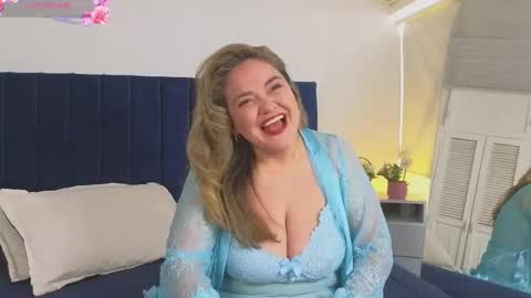 Snapshot of natashablade_ chatting on 03-07-26, 12:24 Natasha online show from 03-07-26, 12:24