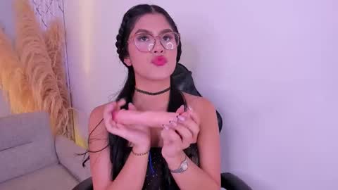 Snapshot of natashataylor1 chatting on 02-12-26, 08:37 Natasha online show from 02-12-26, 08:37