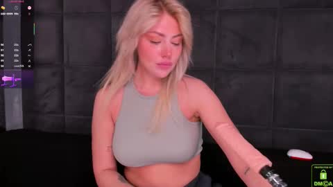 Snapshot of natehalll chatting on 02-04-26, 10:32 NATE online show from 02-04-26, 10:32