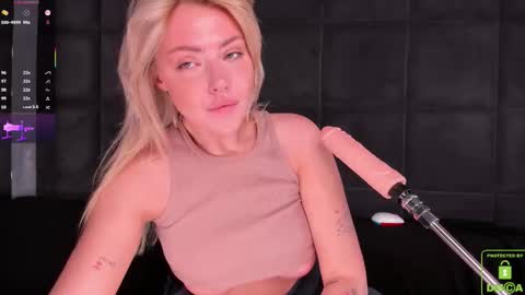 Snapshot of natehalll chatting on 02-08-26, 10:51 NATE online show from 02-08-26, 10:51