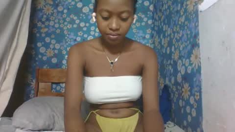 nathalia069 online show from 05-19-26, 11:38
