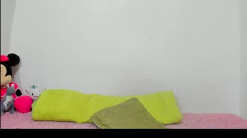 Nathalia online show from 04-24-26, 04:04