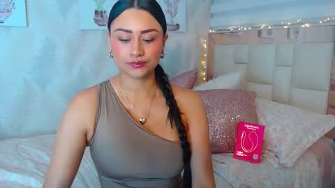 Nathalie Rose online show from 05-06-26, 09:58