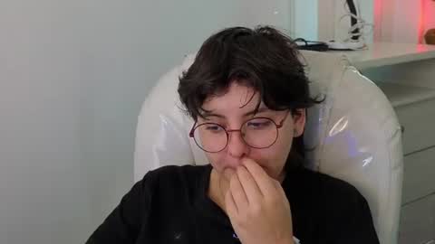 nathalyy_ds online show from 07-22-26, 06:54