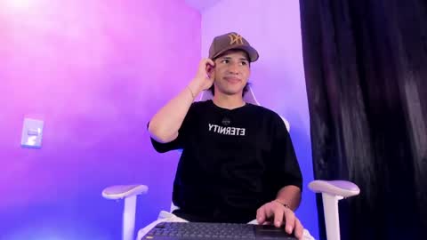 Snapshot of nathan__ferrara chatting on 05-25-26, 12:22 online show from 05-25-26, 12:22
