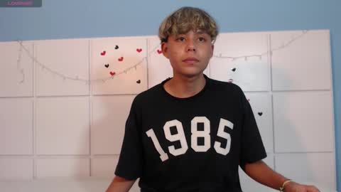 Snapshot of nathanbell1 chatting on 10-17-25, 06:05 nathanbell1 online show from 10-17-25, 06:05