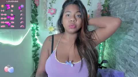 Naty online show from 12-17-25, 08:20