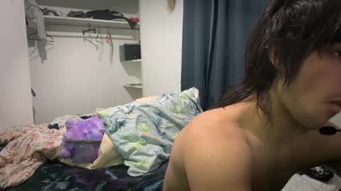 native_boy2 online show from 09-09-25, 07:41