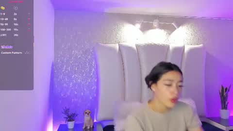 Snapshot of natt_collins chatting on 07-19-26, 01:09 Natalia online show from 07-19-26, 01:09