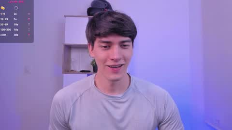 Nathaniel online show from 08-06-26, 01:18