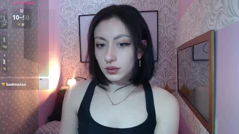Snapshot of natty_33 chatting on 03-05-25, 02:56 Natt.....3 online show from 03-05-25, 02:56