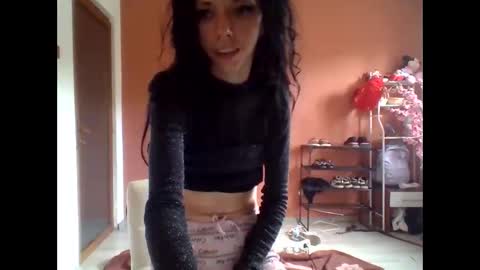 Snapshot of natty_chloe chatting on 05-12-26, 01:52 Chloe online show from 05-12-26, 01:52