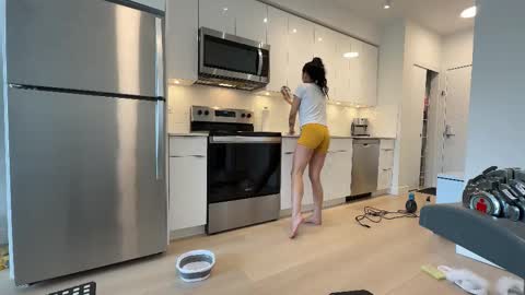 NATTY FIERROS online show from 10-07-25, 07:11