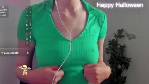 peach online show from 10-29-25, 06:37