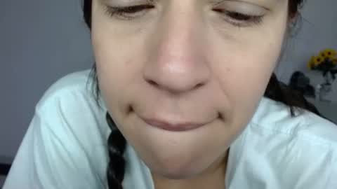 Snapshot of natutalcorps chatting on 11-19-25, 01:00 natutalcorps online show from 11-19-25, 01:00