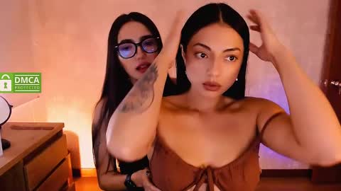 Natalia  Valeria online show from 02-11-25, 07:59