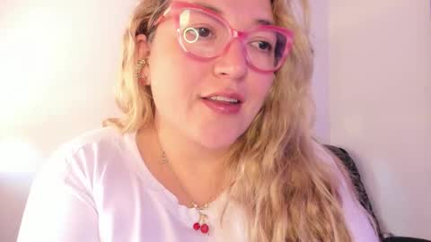 Nataly online show from 11-30-25, 03:49