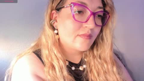 Snapshot of naty__mature_ chatting on 04-30-26, 05:19 Nataly online show from 04-30-26, 05:19