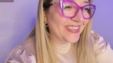 Snapshot of naty__mature_ chatting on 05-17-26, 01:14 Nataly online show from 05-17-26, 01:14