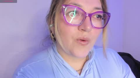 Snapshot of naty__mature_ chatting on 05-17-26, 08:38 Nataly online show from 05-17-26, 08:38
