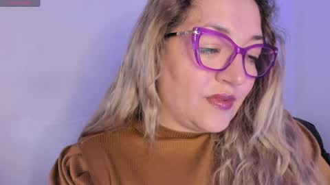 Snapshot of naty__mature_ chatting on 05-19-26, 07:20 Nataly online show from 05-19-26, 07:20