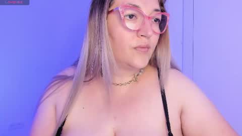 Snapshot of naty__mature_ chatting on 07-28-26, 07:39 Nataly online show from 07-28-26, 07:39