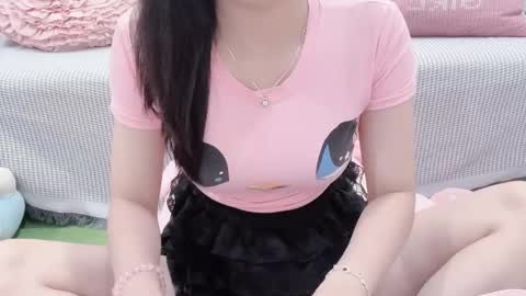 Snapshot of natycutiegirl chatting on 10-13-25, 02:22 Kiki online show from 10-13-25, 02:22
