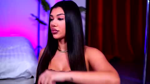 Naty online show from 11-02-25, 10:17