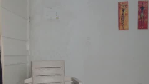 Stella Mcqueen online show from 02-05-25, 11:17