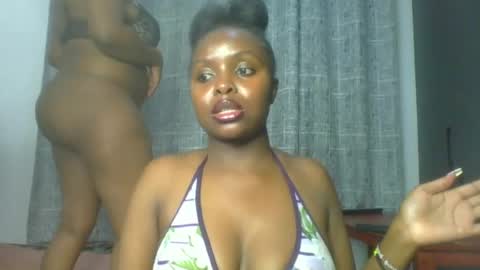 Snapshot of naughtty_bella8 chatting on 07-09-26, 08:02 naughtty_bella8 online show from 07-09-26, 08:02
