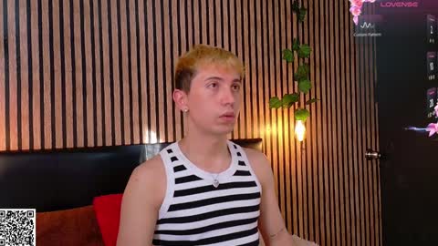 Christopher  Chris online show from 02-05-25, 01:00