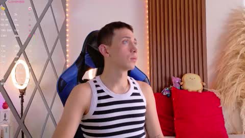 Christopher  Chris online show from 09-16-25, 12:39