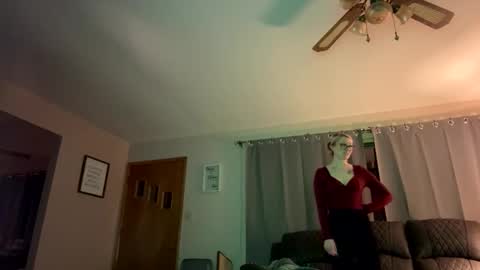 Snapshot of naughty_daydream chatting on 02-15-26, 05:48 Naughty Dreamer online show from 02-15-26, 05:48