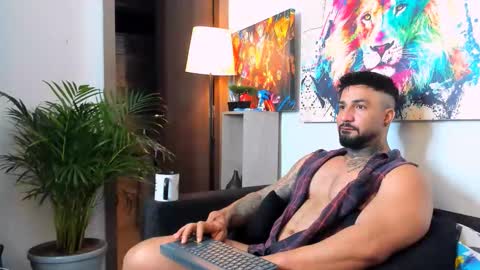 Miller online show from 11-30-25, 09:02