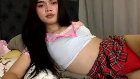 Snapshot of naughty_emmats chatting on 07-06-26, 03:03 emma online show from 07-06-26, 03:03