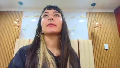 Kitten online show from 07-08-26, 11:37