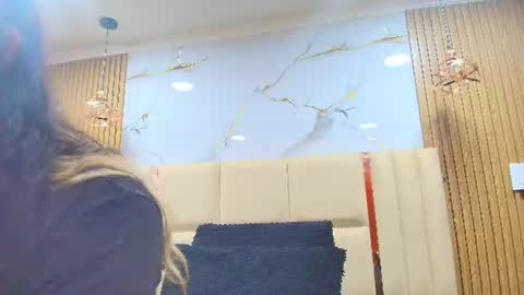 Kitten online show from 07-13-26, 11:24