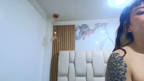Kitten online show from 08-01-26, 11:31