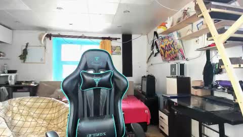 Snapshot of naughty_nik43 chatting on 09-24-25, 10:07 Nik online show from 09-24-25, 10:07