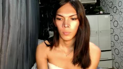 Ariela online show from 05-27-26, 01:57
