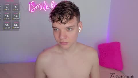 Snapshot of naughty_twink_ chatting on 05-05-26, 04:59 Noah online show from 05-05-26, 04:59