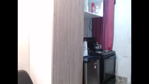 Snapshot of naughtyanal19 chatting on 02-10-26, 08:46 zandy online show from 02-10-26, 08:46