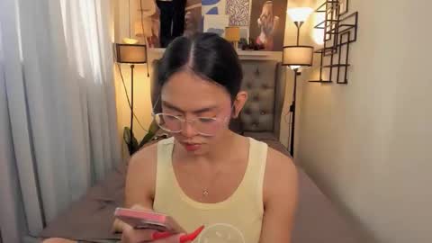 Snapshot of naughtyaurora69 chatting on 12-22-25, 05:59 NaughtyAurora online show from 12-22-25, 05:59