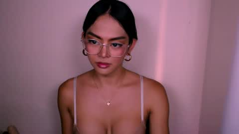 NaughtyAurora online show from 04-24-26, 09:45