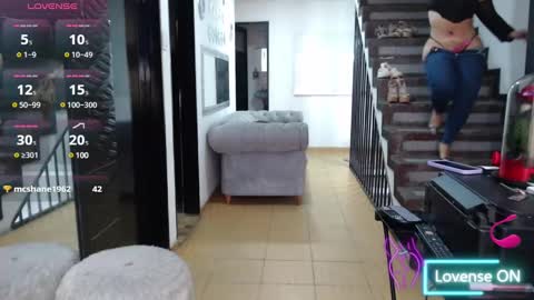 Snapshot of naughtyboss29 chatting on 03-08-25, 02:19 Mariana online show from 03-08-25, 02:19