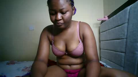 MUMU online show from 06-20-26, 09:56