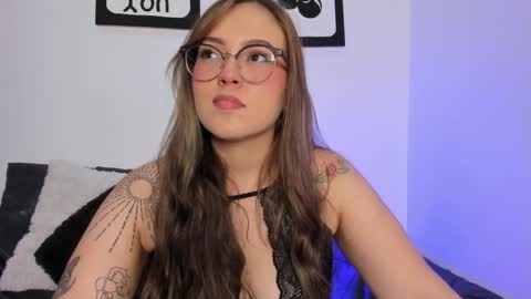 LANAindependent model online show from 10-03-25, 04:31